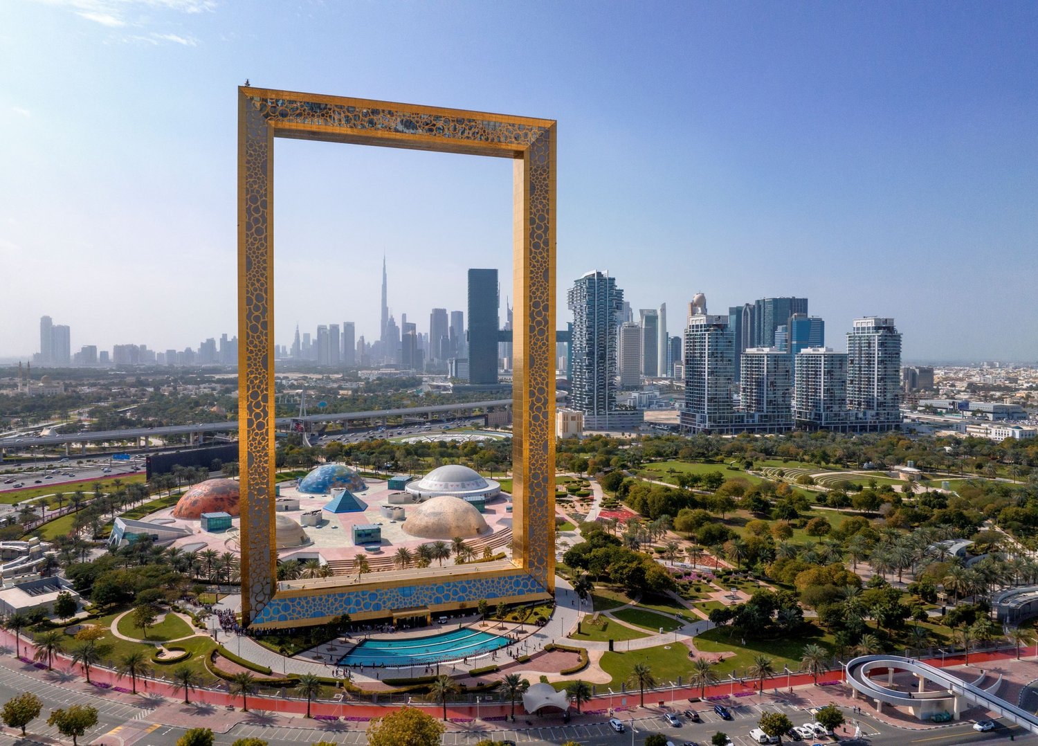 Art-Dubai-2025-EAST-WEST-SPACE-contemporary-art-gallery-barcelona-the-Frame.jpg